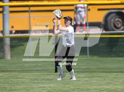 Thumbnail 1 in Emery vs. Morgan (UHSAA 3A Round 3) photogallery.