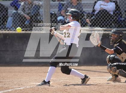 Thumbnail 1 in Emery vs. Morgan (UHSAA 3A Round 3) photogallery.