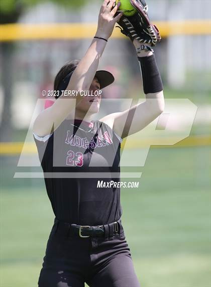 Thumbnail 2 in Emery vs. Morgan (UHSAA 3A Round 3) photogallery.