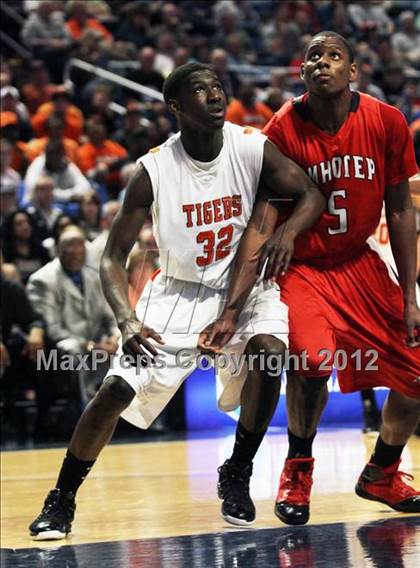 Thumbnail 1 in Imhotep Charter vs. Beaver Falls (PIAA AA Final) photogallery.