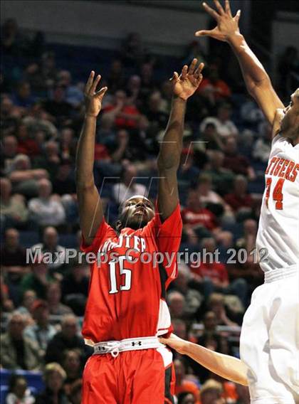 Thumbnail 2 in Imhotep Charter vs. Beaver Falls (PIAA AA Final) photogallery.
