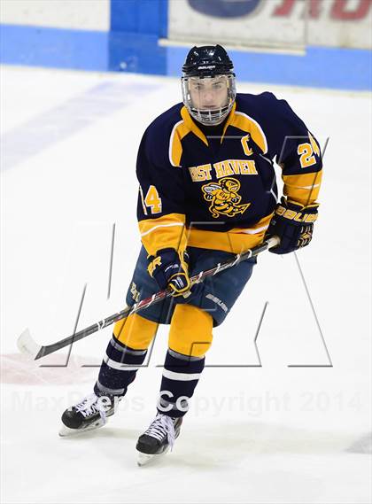 Thumbnail 2 in East Haven vs. Notre Dame Catholic (CIAC DI Quarterfinal) photogallery.