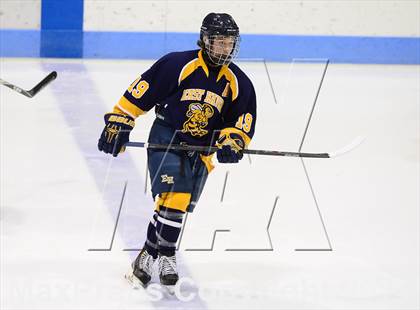 Thumbnail 3 in East Haven vs. Notre Dame Catholic (CIAC DI Quarterfinal) photogallery.