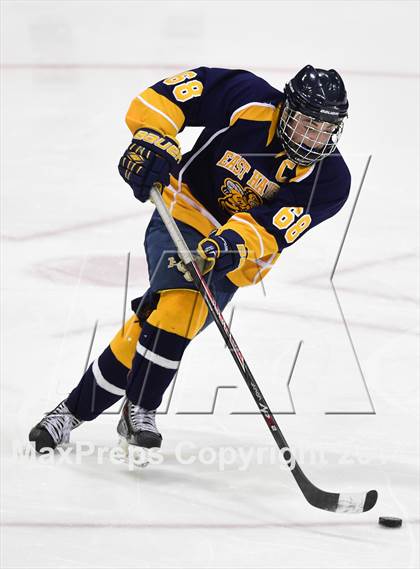Thumbnail 3 in East Haven vs. Notre Dame Catholic (CIAC DI Quarterfinal) photogallery.