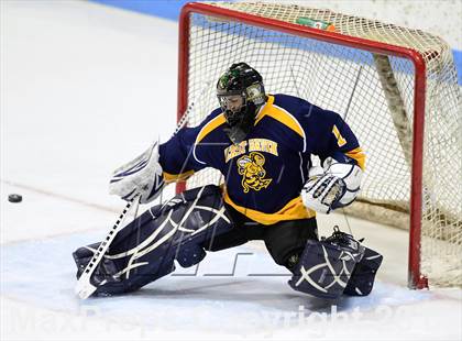 Thumbnail 2 in East Haven vs. Notre Dame Catholic (CIAC DI Quarterfinal) photogallery.