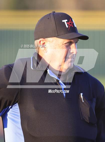 Thumbnail 2 in Grand Saline vs Eustace photogallery.