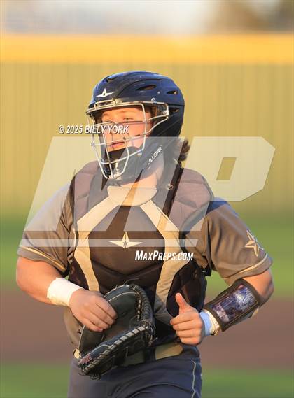 Thumbnail 3 in Grand Saline vs Eustace photogallery.