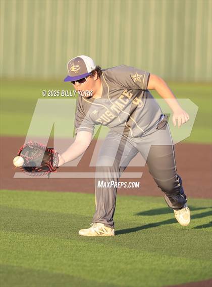 Thumbnail 3 in Grand Saline vs Eustace photogallery.