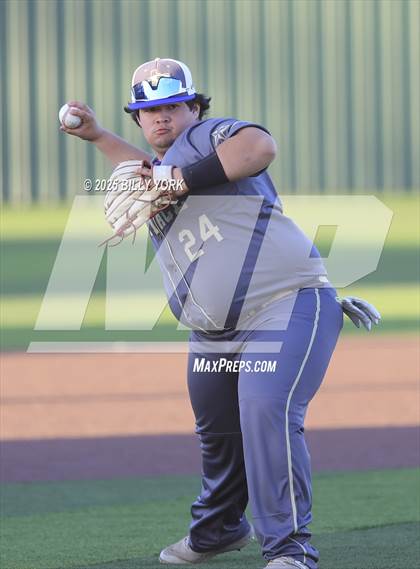 Thumbnail 2 in Grand Saline vs Eustace photogallery.