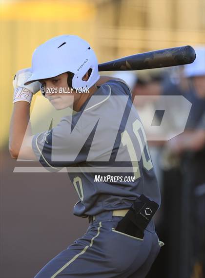 Thumbnail 2 in Grand Saline vs Eustace photogallery.