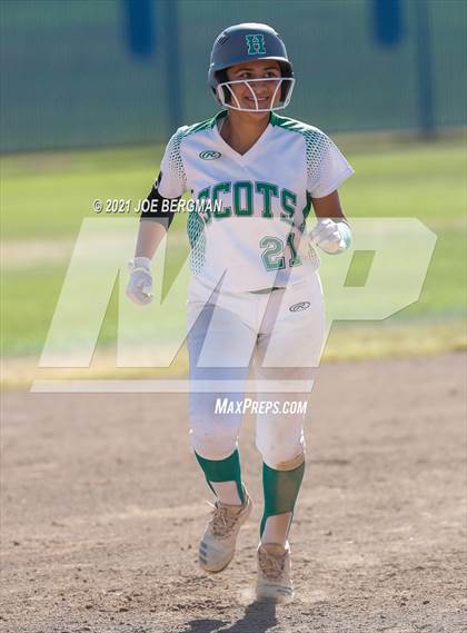 Thumbnail 3 in Smidt Tech @ Highland (CIF Southern Regional D4 Quarterfinal) photogallery.