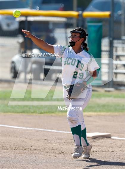 Thumbnail 2 in Smidt Tech @ Highland (CIF Southern Regional D4 Quarterfinal) photogallery.