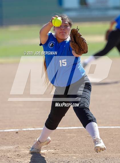 Thumbnail 3 in Smidt Tech @ Highland (CIF Southern Regional D4 Quarterfinal) photogallery.