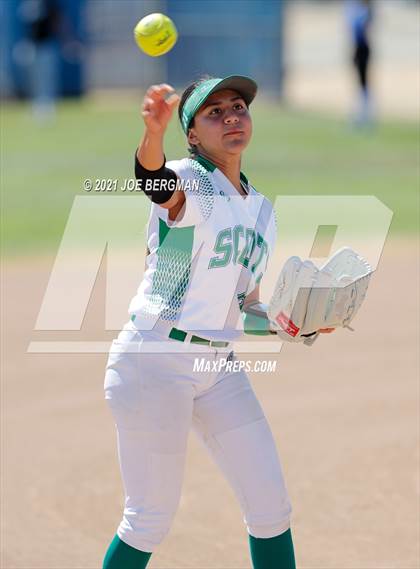 Thumbnail 3 in Smidt Tech @ Highland (CIF Southern Regional D4 Quarterfinal) photogallery.