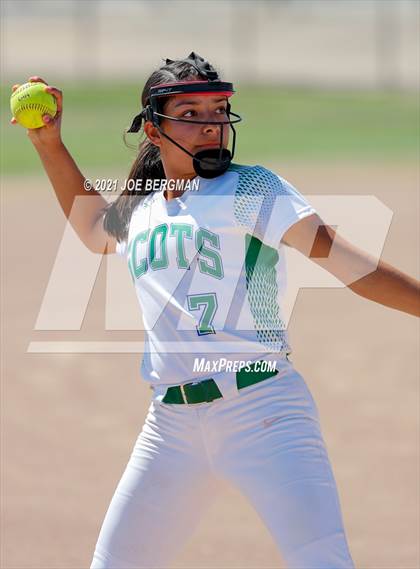 Thumbnail 3 in Smidt Tech @ Highland (CIF Southern Regional D4 Quarterfinal) photogallery.