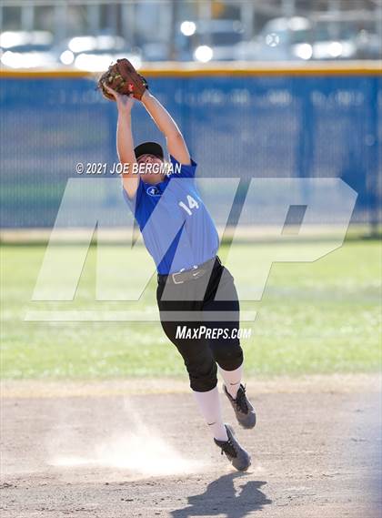 Thumbnail 2 in Smidt Tech @ Highland (CIF Southern Regional D4 Quarterfinal) photogallery.