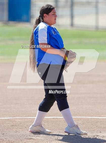 Thumbnail 2 in Smidt Tech @ Highland (CIF Southern Regional D4 Quarterfinal) photogallery.