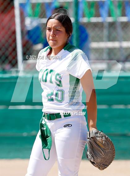 Thumbnail 3 in Smidt Tech @ Highland (CIF Southern Regional D4 Quarterfinal) photogallery.