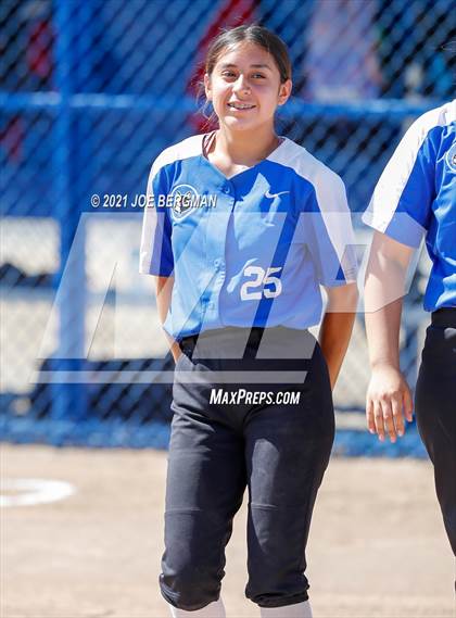 Thumbnail 3 in Smidt Tech @ Highland (CIF Southern Regional D4 Quarterfinal) photogallery.
