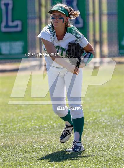 Thumbnail 2 in Smidt Tech @ Highland (CIF Southern Regional D4 Quarterfinal) photogallery.