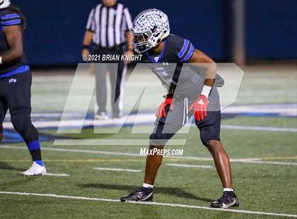 Thumbnail 3 in Benjamin vs. Lakeland Christian (FHSAA 3A Regional Semifinal) photogallery.