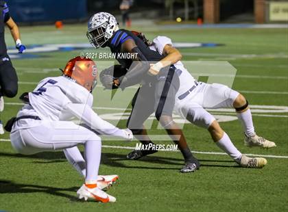 Thumbnail 1 in Benjamin vs. Lakeland Christian (FHSAA 3A Regional Semifinal) photogallery.