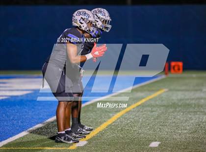 Thumbnail 2 in Benjamin vs. Lakeland Christian (FHSAA 3A Regional Semifinal) photogallery.