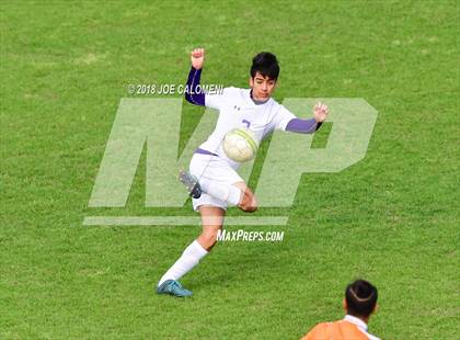 Thumbnail 2 in Burbank vs. Brackenridge photogallery.
