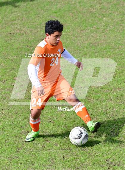 Thumbnail 2 in Burbank vs. Brackenridge photogallery.