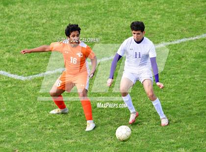 Thumbnail 3 in Burbank vs. Brackenridge photogallery.