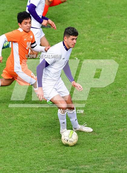 Thumbnail 2 in Burbank vs. Brackenridge photogallery.
