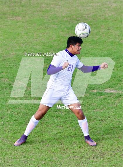 Thumbnail 2 in Burbank vs. Brackenridge photogallery.