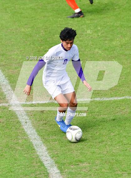 Thumbnail 1 in Burbank vs. Brackenridge photogallery.