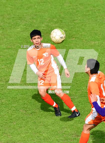 Thumbnail 3 in Burbank vs. Brackenridge photogallery.