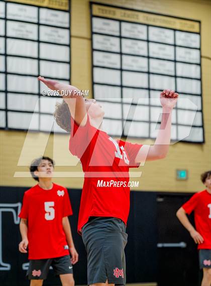 Thumbnail 1 in Mater Dei @ Servite photogallery.