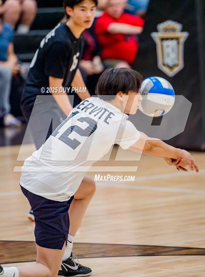 Thumbnail 2 in Mater Dei @ Servite photogallery.