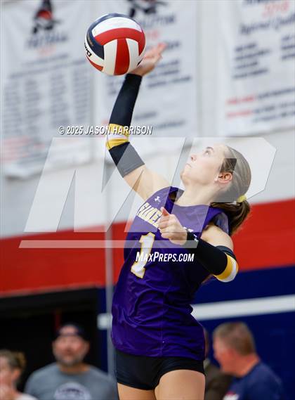 Thumbnail 1 in Farmersville @ Aubrey photogallery.
