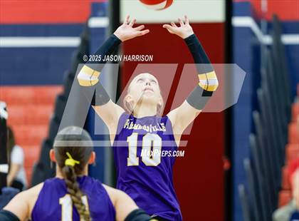 Thumbnail 1 in Farmersville @ Aubrey photogallery.