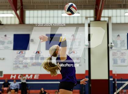 Thumbnail 1 in Farmersville @ Aubrey photogallery.