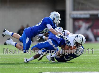 Thumbnail 2 in Syracuse vs Fremont (5A Semifinal) photogallery.