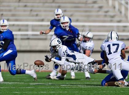 Thumbnail 2 in Syracuse vs Fremont (5A Semifinal) photogallery.