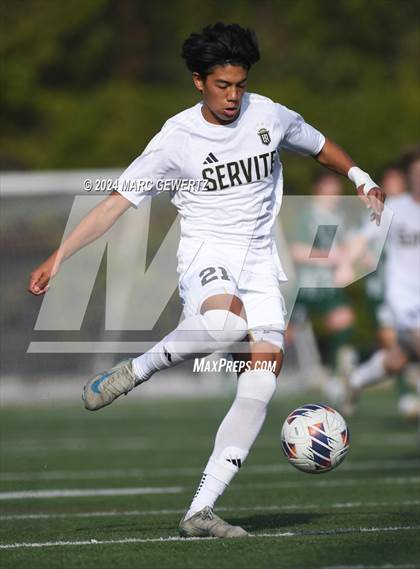 Thumbnail 2 in Servite vs. De La Salle (SoCal College Showcase) photogallery.