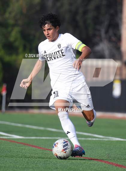 Thumbnail 1 in Servite vs. De La Salle (SoCal College Showcase) photogallery.