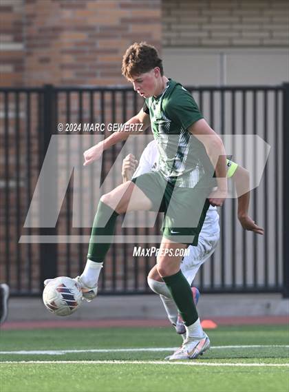Thumbnail 1 in Servite vs. De La Salle (SoCal College Showcase) photogallery.