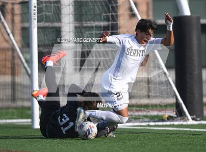 Thumbnail 1 in Servite vs. De La Salle (SoCal College Showcase) photogallery.