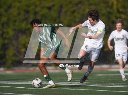 Thumbnail 2 in Servite vs. De La Salle (SoCal College Showcase) photogallery.
