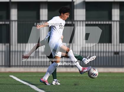 Thumbnail 2 in Servite vs. De La Salle (SoCal College Showcase) photogallery.