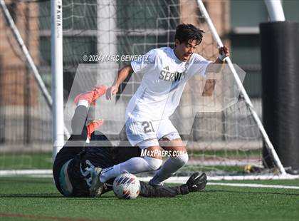 Thumbnail 3 in Servite vs. De La Salle (SoCal College Showcase) photogallery.