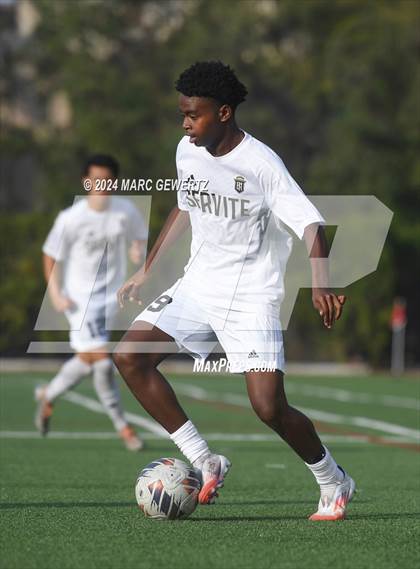 Thumbnail 3 in Servite vs. De La Salle (SoCal College Showcase) photogallery.