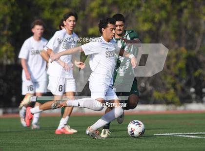 Thumbnail 1 in Servite vs. De La Salle (SoCal College Showcase) photogallery.